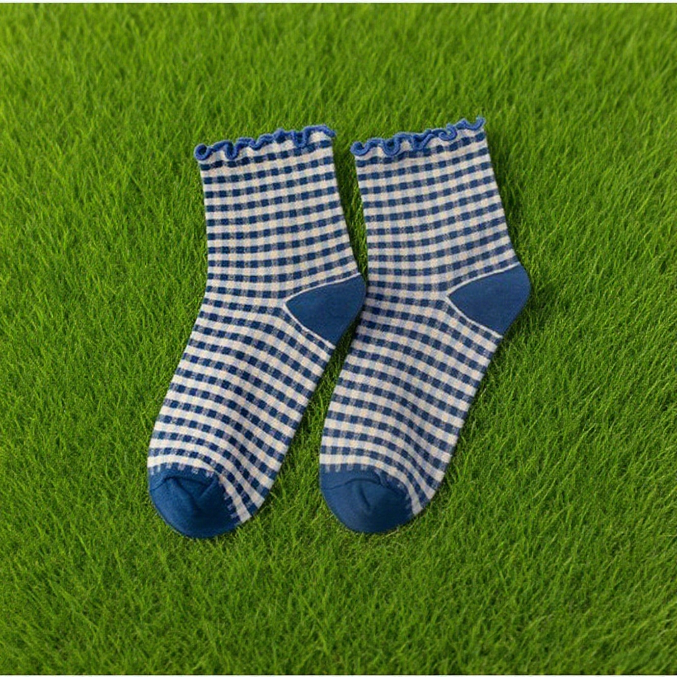 Cute Vintage Checkered Fungus Edge Socks