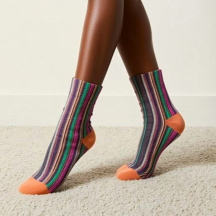 Retro Vertical Stripes Color-Trimmed Socks