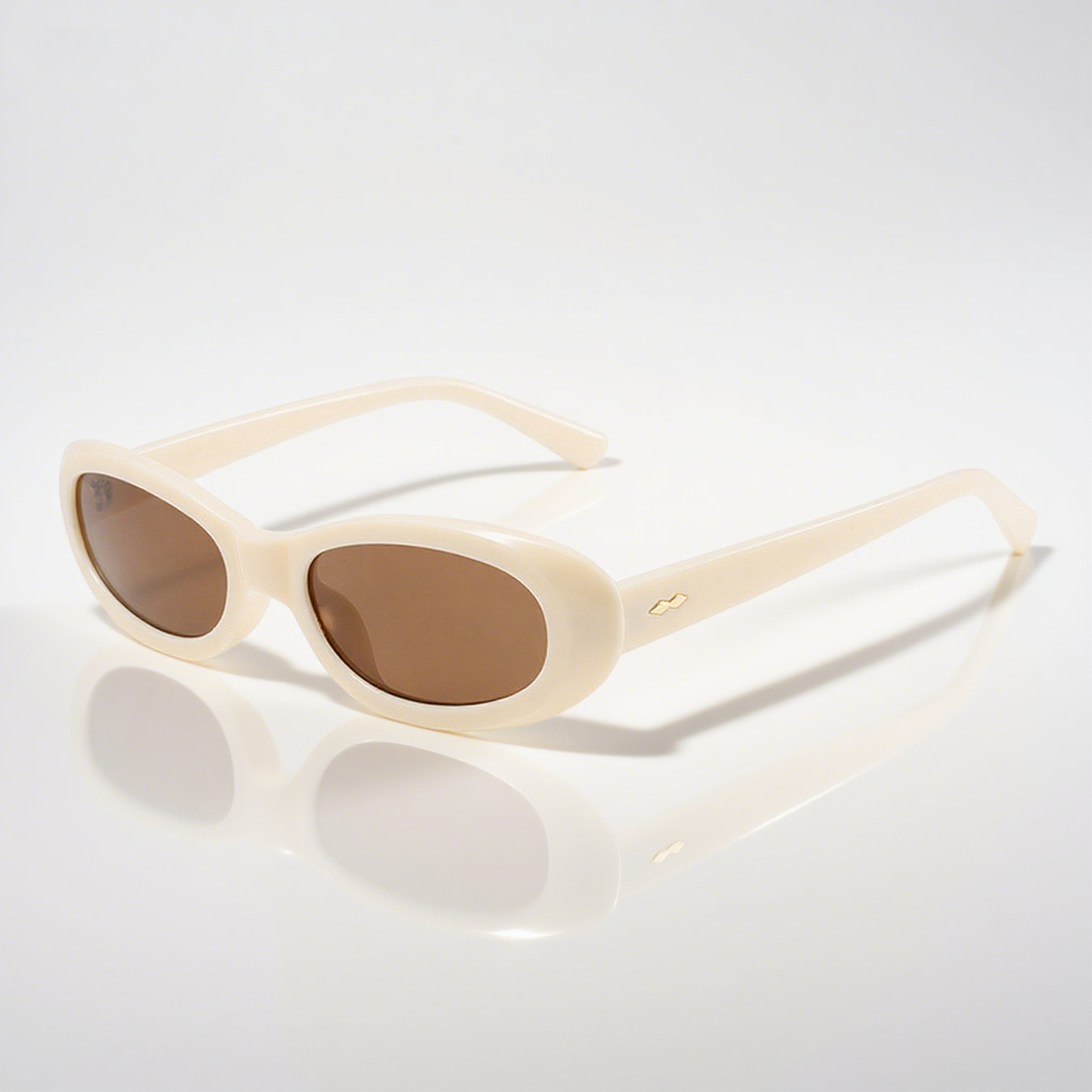 Trendy Oval Cat-Eye Sunglasses