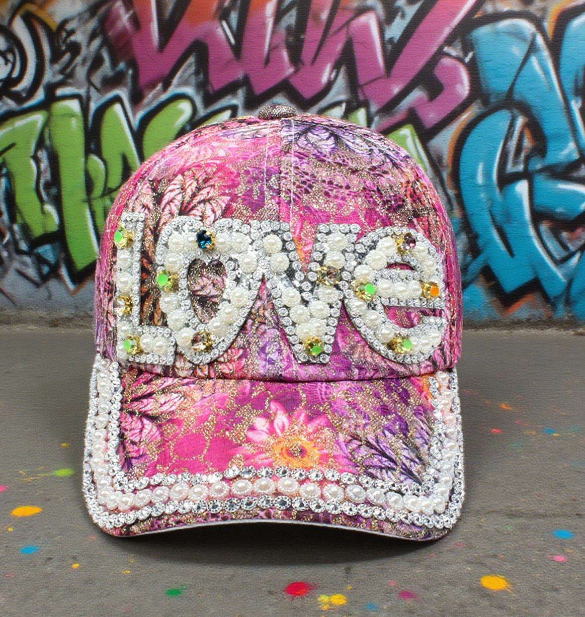 LOVE print faux pearl diamond baseball cap