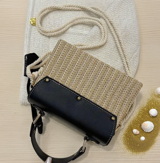 Beach straw crossbody bag