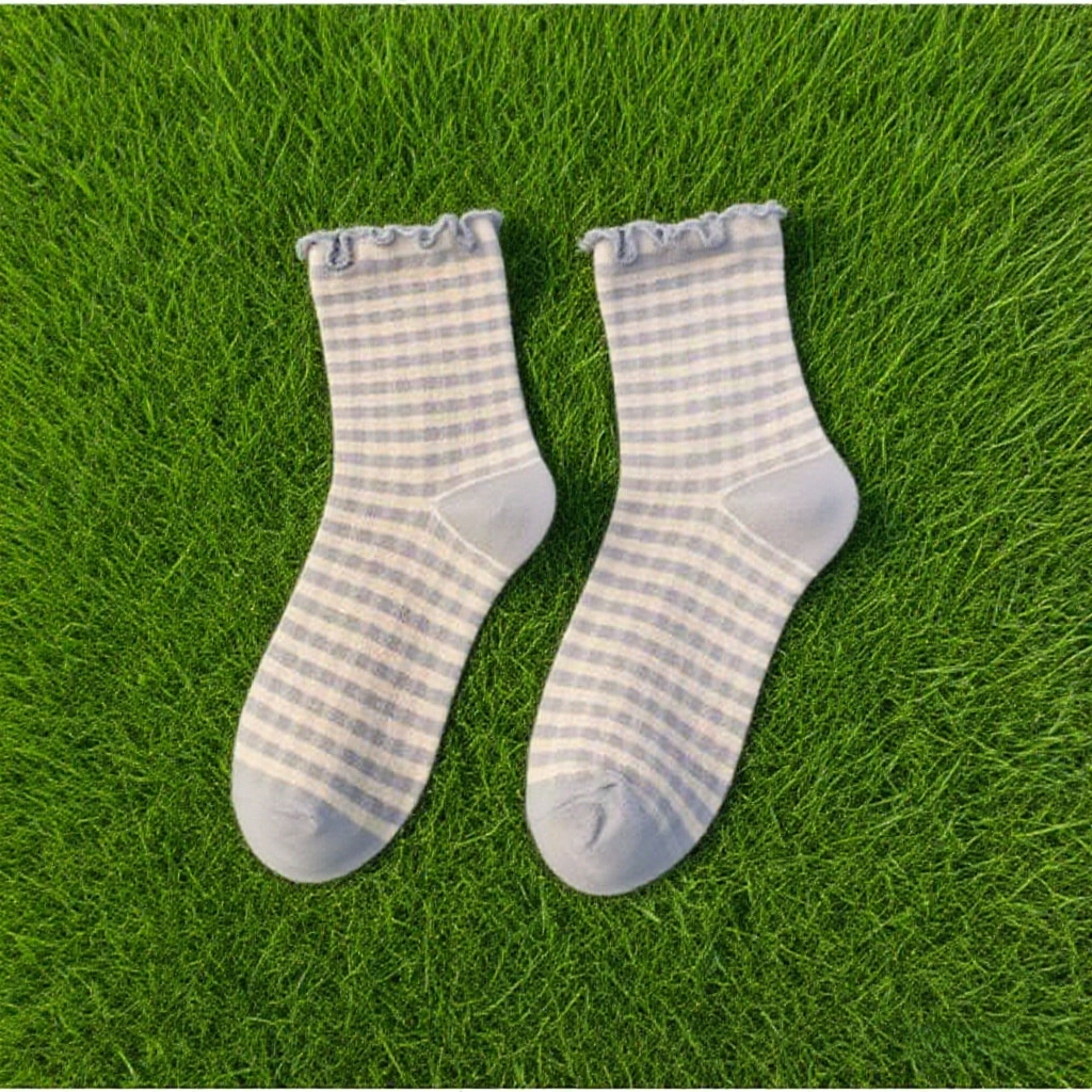 Cute Vintage Checkered Fungus Edge Socks