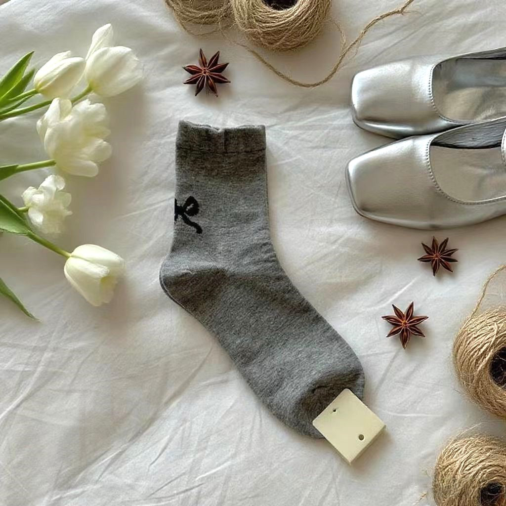 Thin And Cute Bow Pattern Mid-Rise Socks