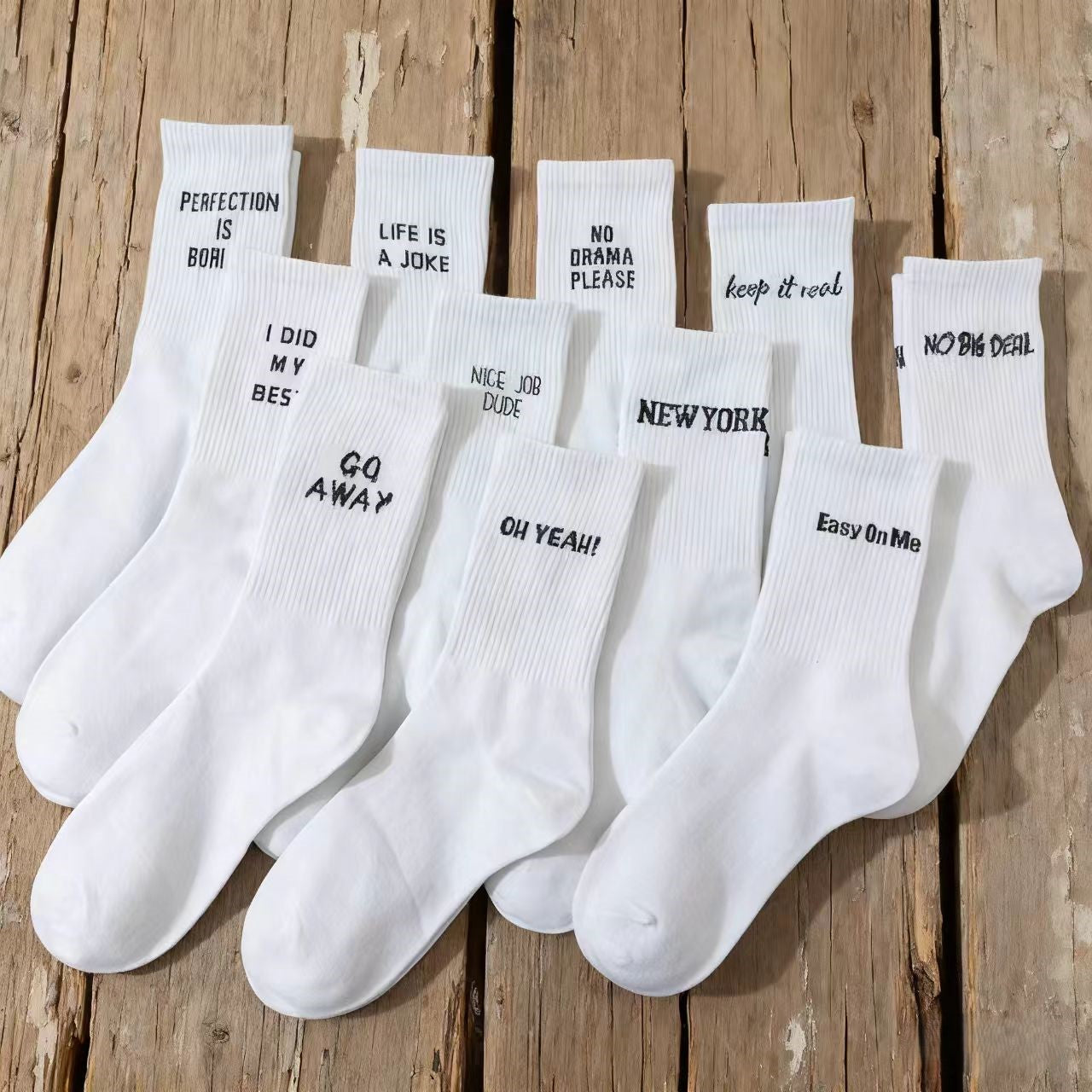 Preppy Street Letter-Print Socks