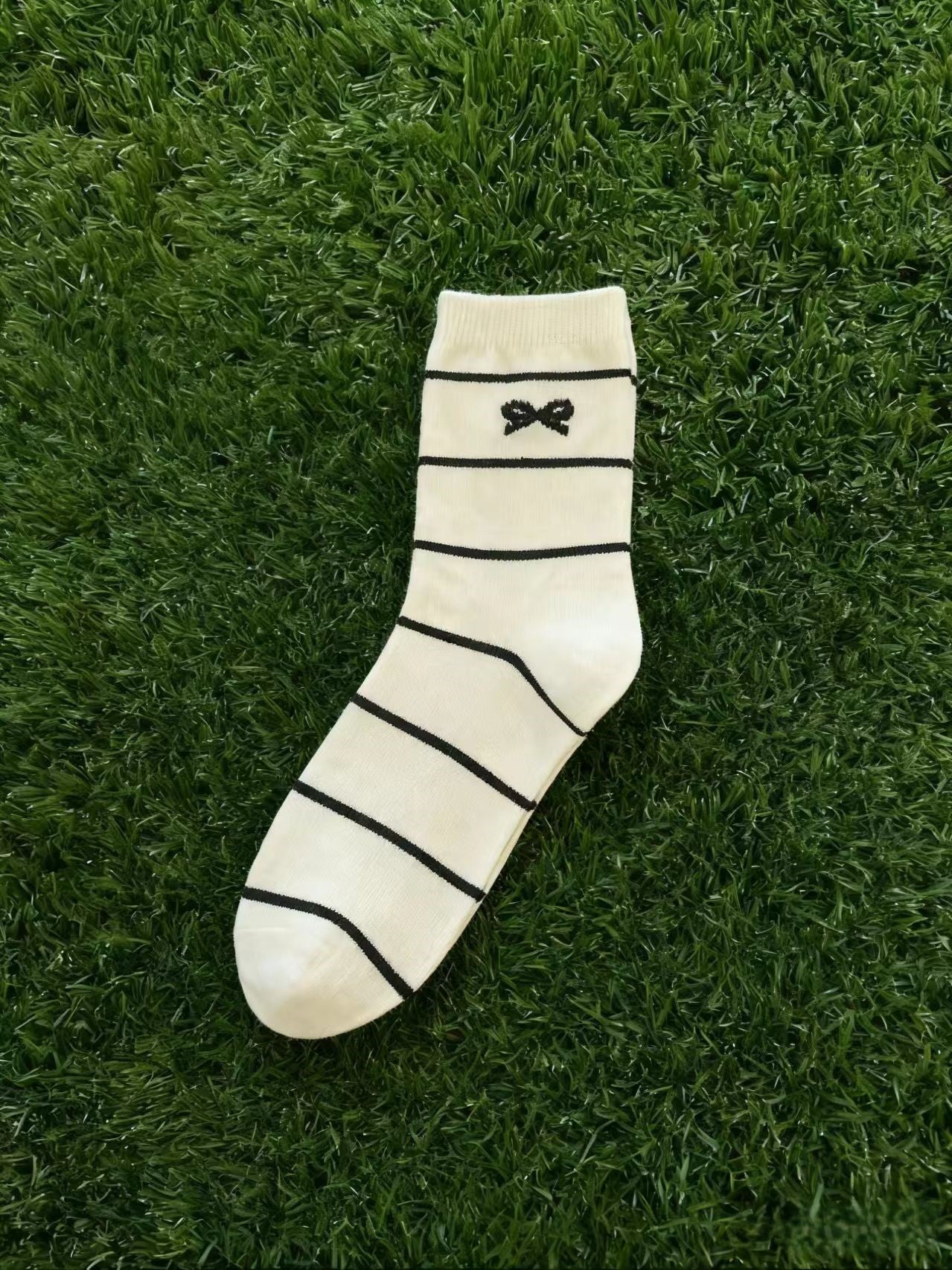 Preppy Bow Print Colored Dots Socks