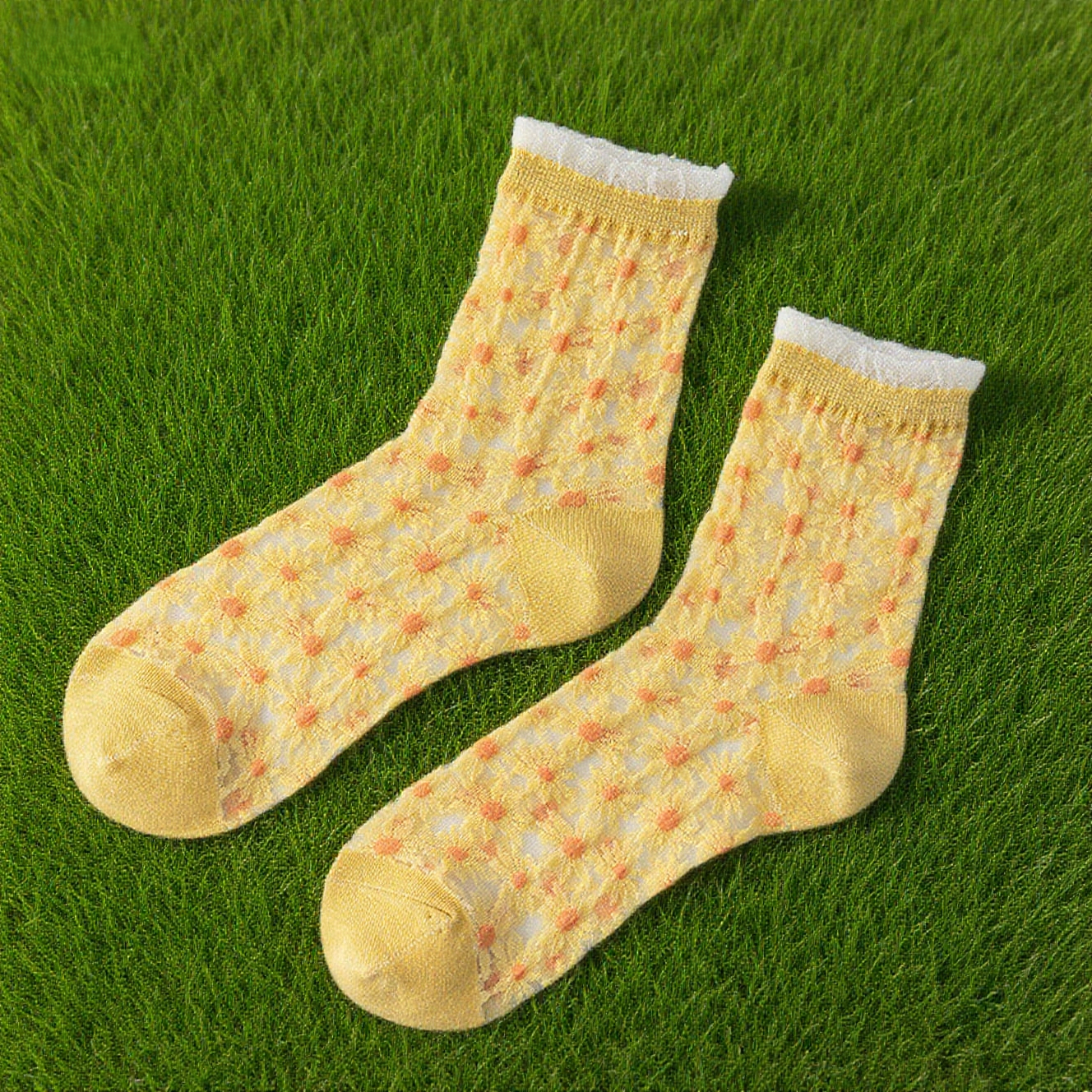Daisy Sheer Mesh Socks
