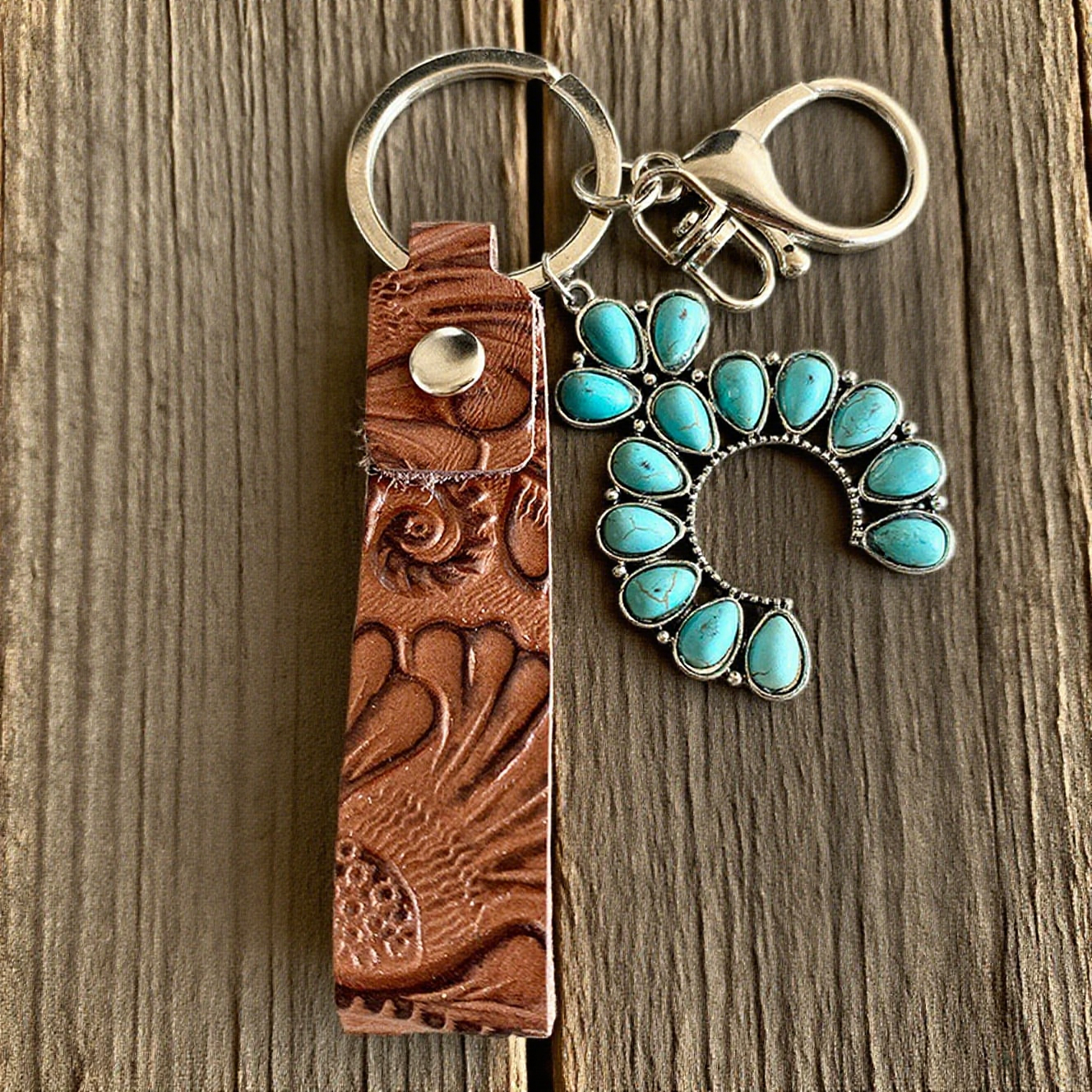 Retro Turquoise Pumpkin Flowers Keychain