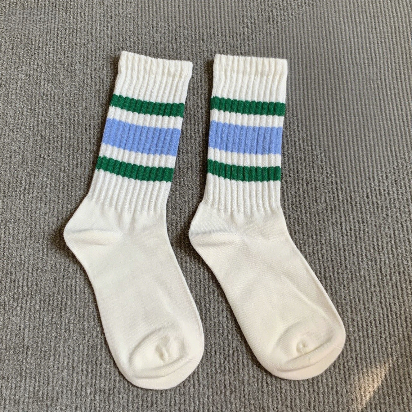 Contrast Striped Athletic Socks