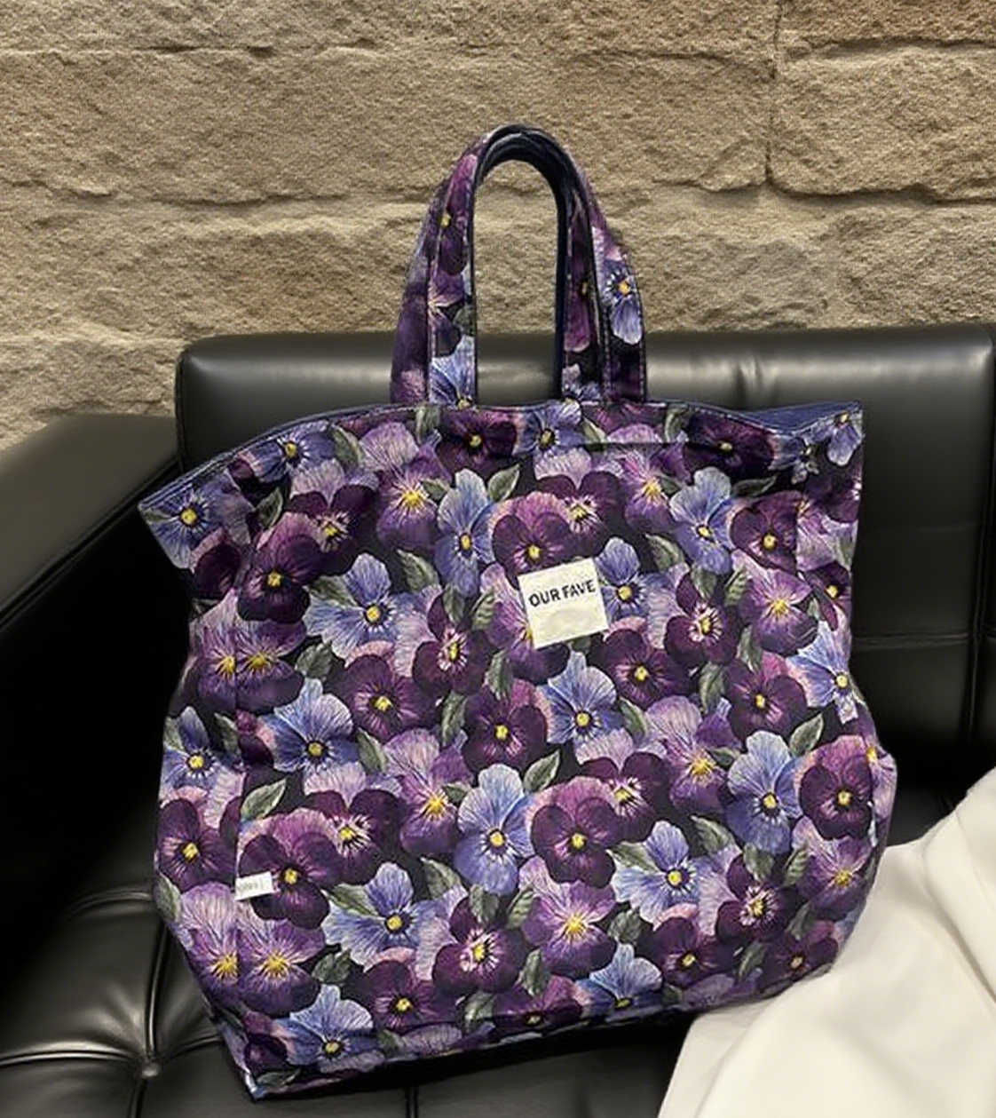 Double-sided printed tote bag
