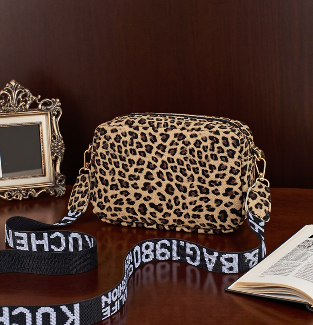 Lightweight leopard crossbody bag