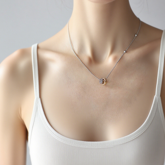 Check Double-Ring Contrasting Necklace