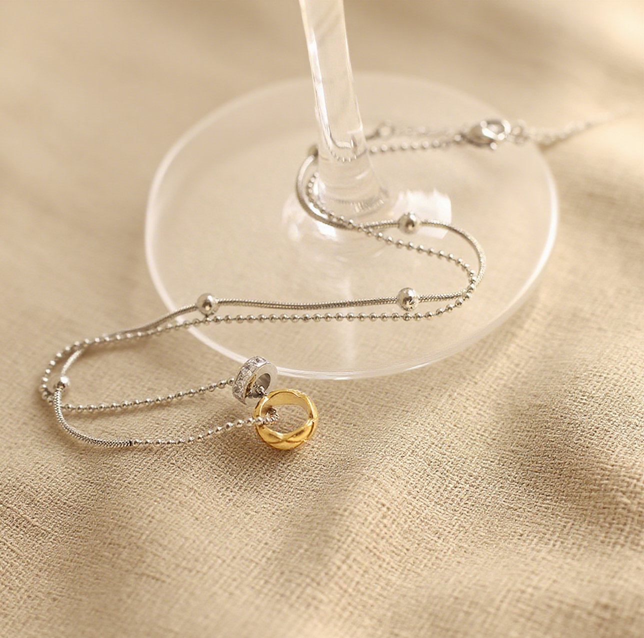 Check Double-Ring Contrasting Necklace