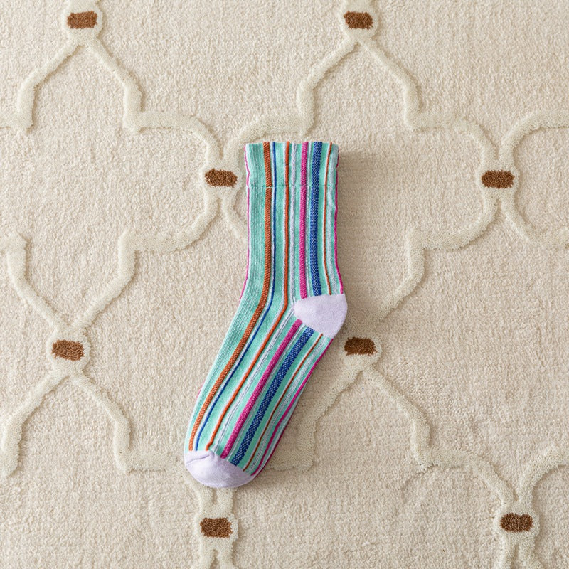 Retro Vertical Stripes Color-Trimmed Socks