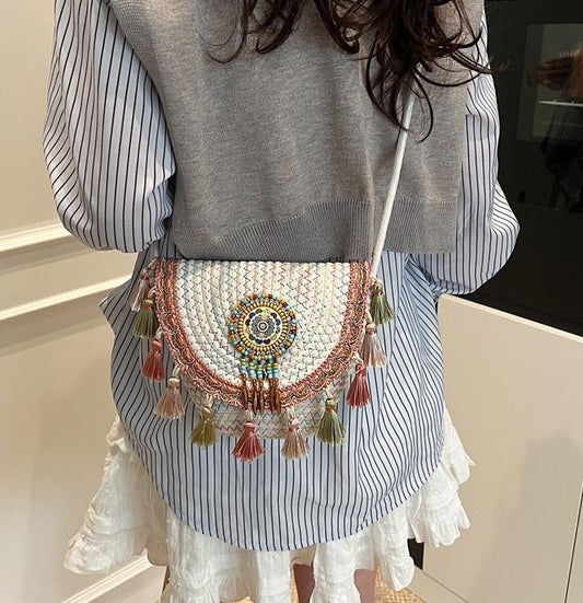 Bohemian tassel staw bag