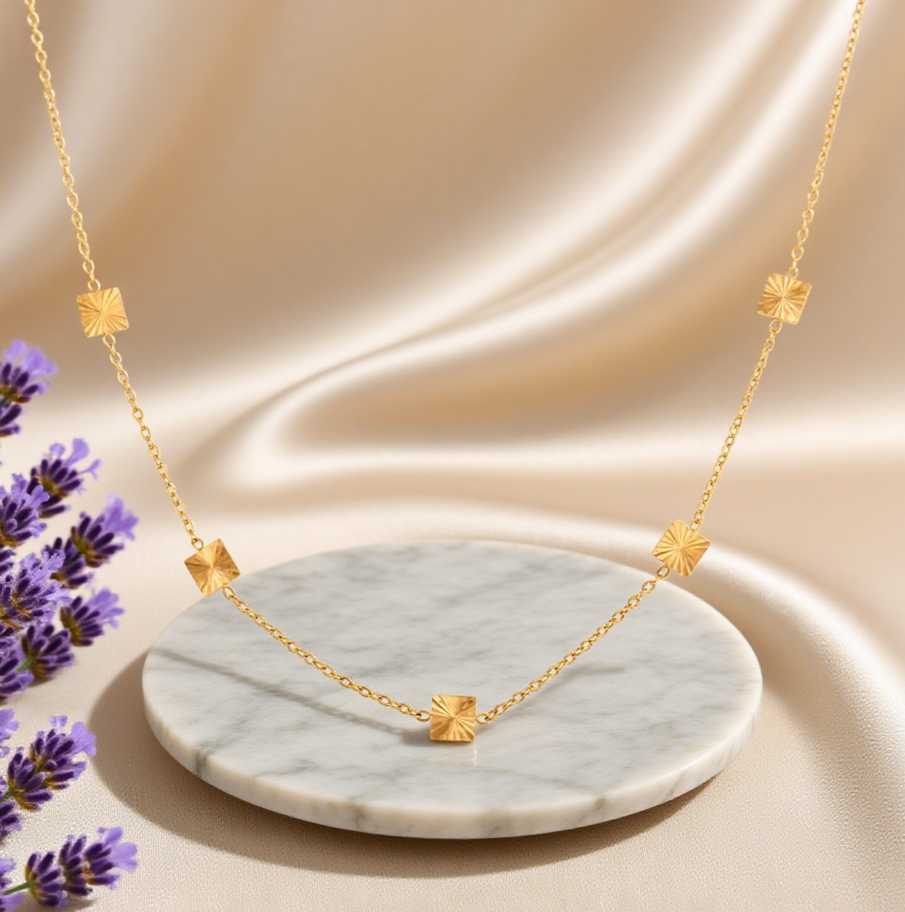 Stylish Minimalist Clavicle Small Pendant Necklace